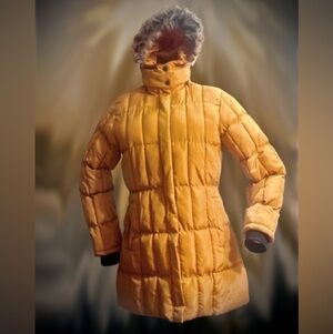 U2Wear long puffer coat sz L